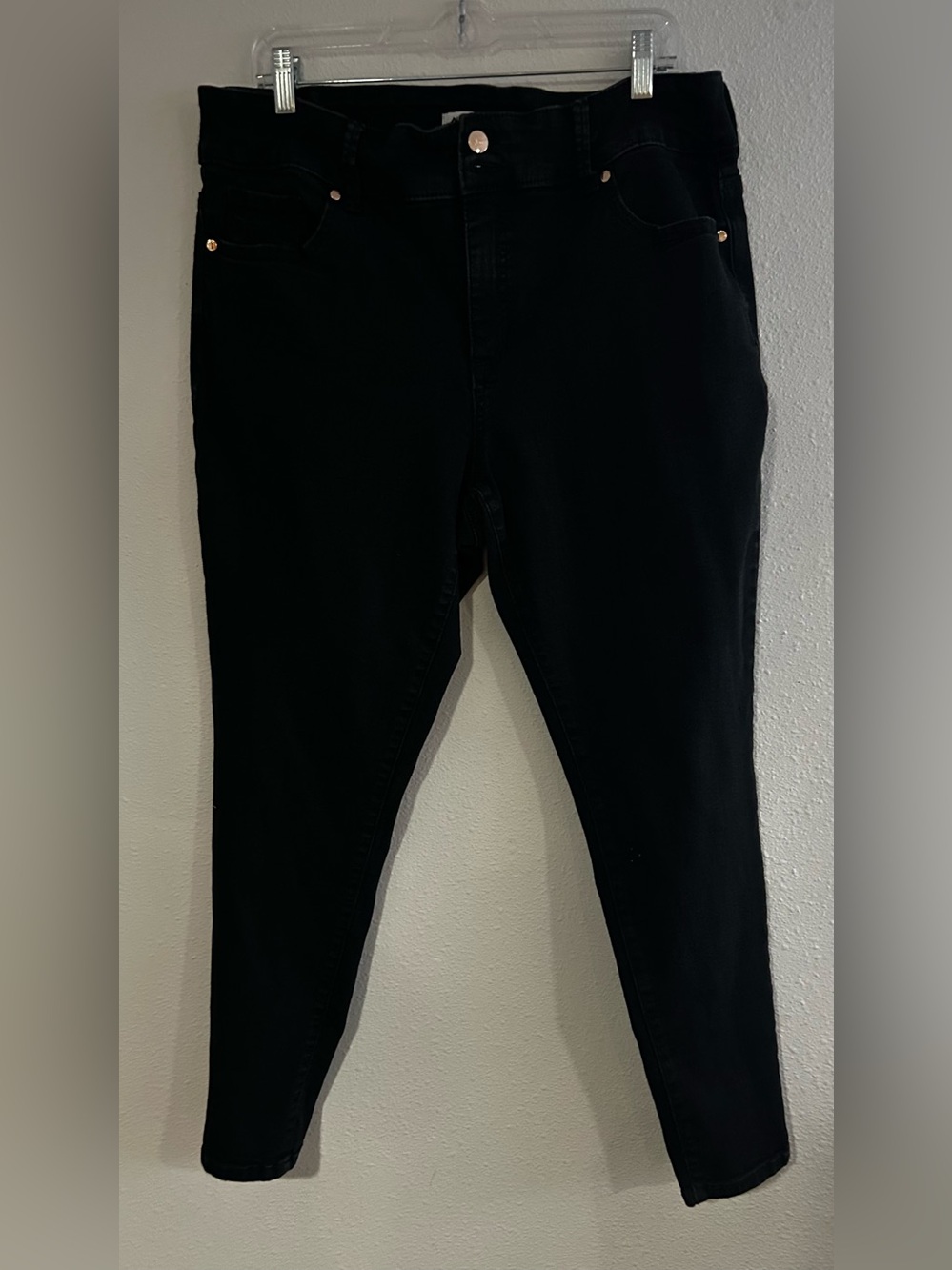 Nine West Black Skinny Jeans - Sleek Stretch Denim
